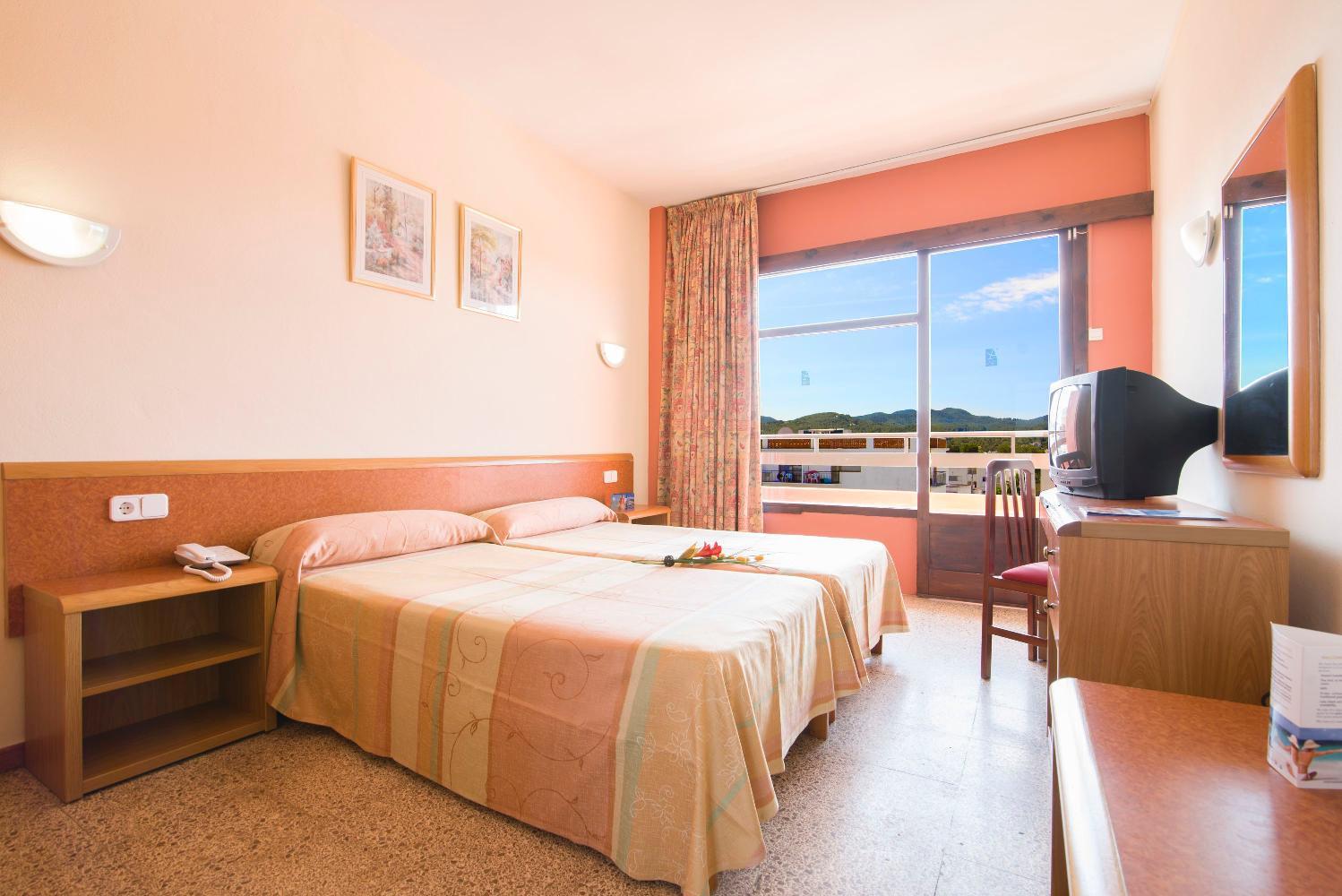 azuLine Hotel S'Anfora&Fleming Sant Antoni de Portmany Exterior foto